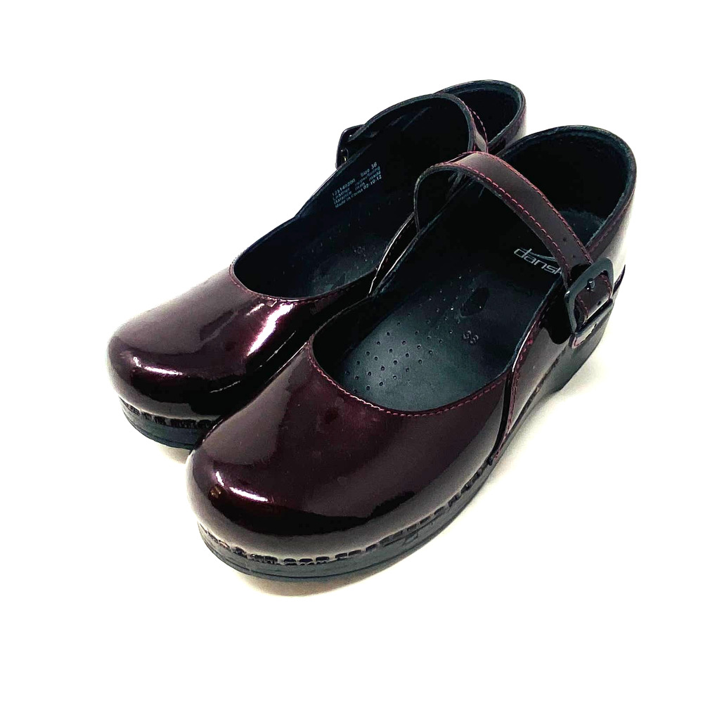 Dansko Marcelle Womens Burgundy Patent Leather Mary Jane Clogs Shoes Size 38